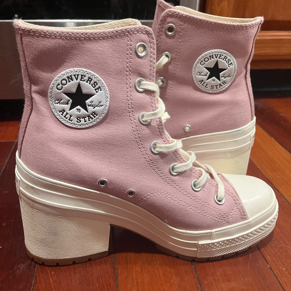 Converse De Luxe 70 Size 9 Women's Pink High-Top Platform Sneakers